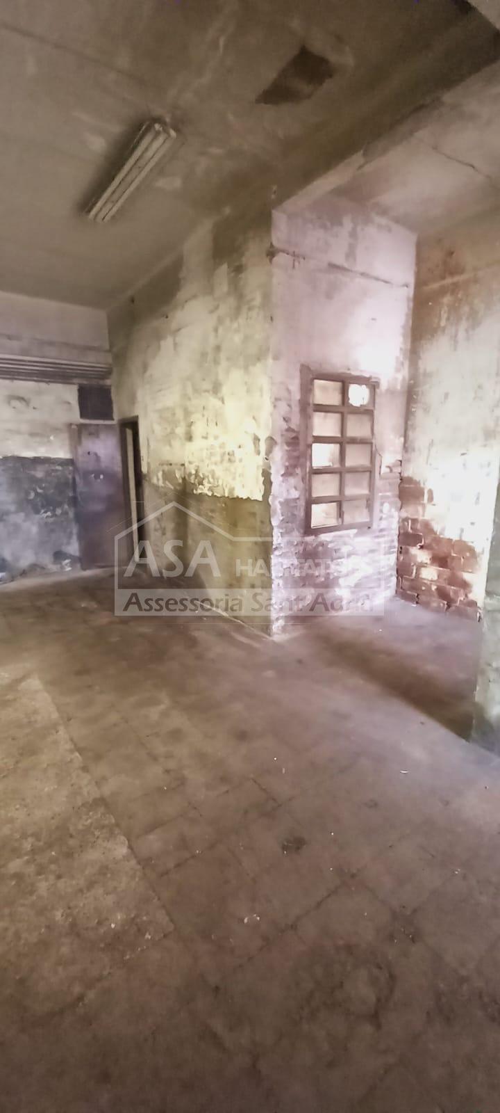Venta de local comercial en Sant Adrià de Besòs