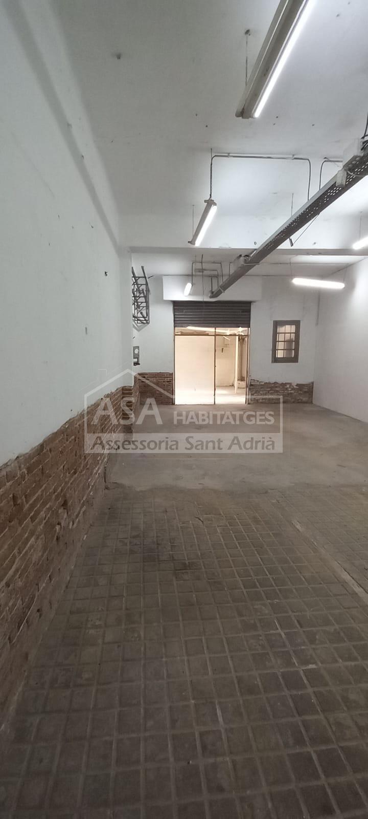 Alquiler de local comercial en Sant Adrià de Besòs