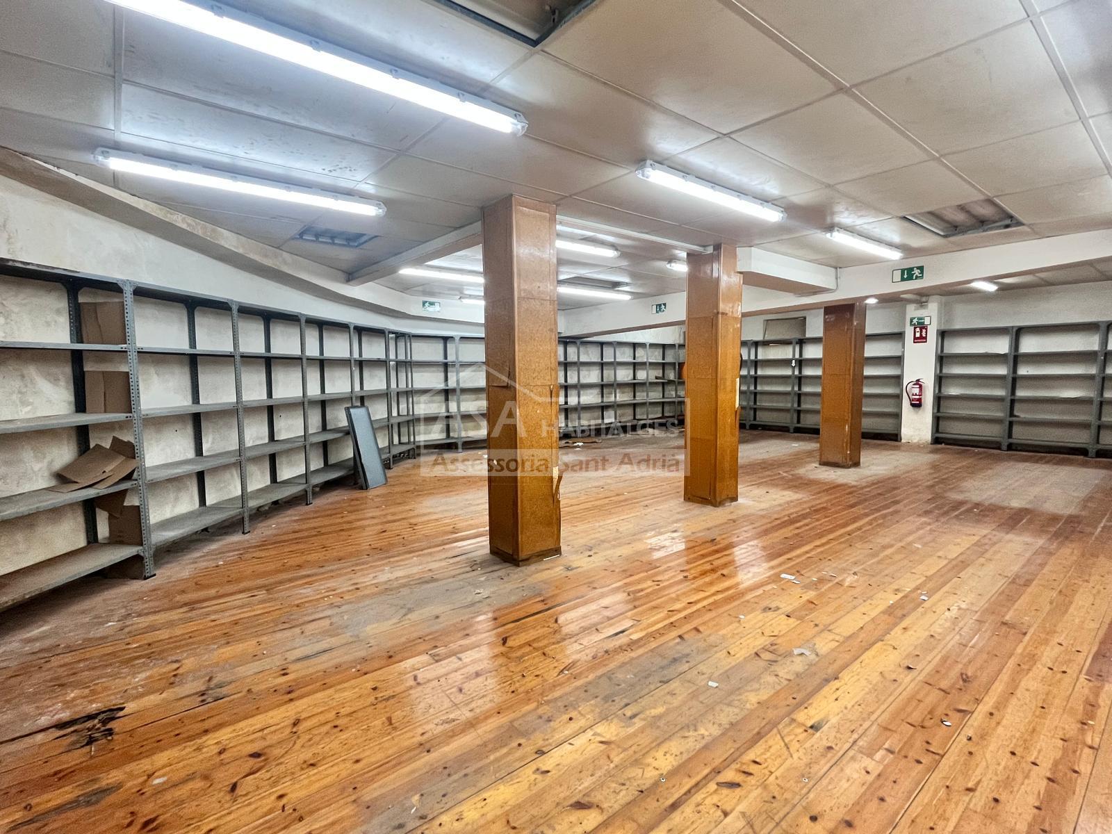 For sale of commercial in Sant Adrià de Besòs
