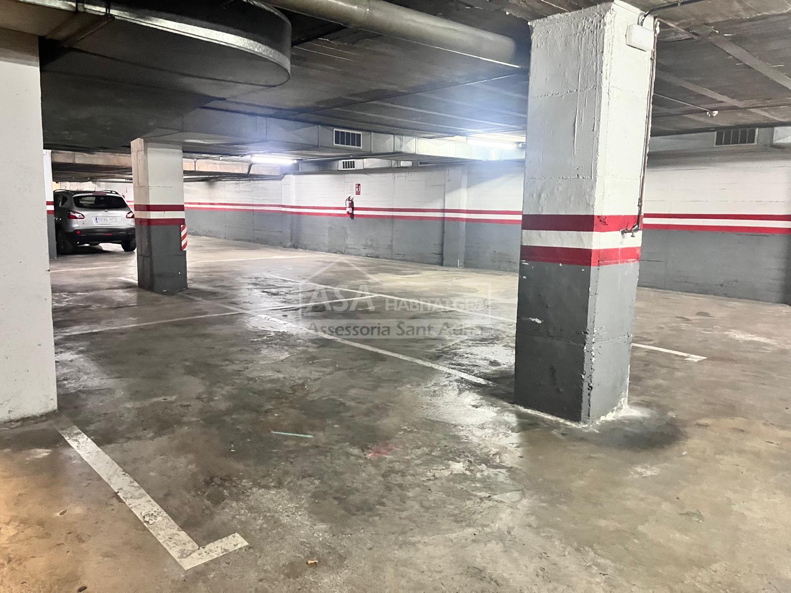 Venta de garaje en Sant Adrià de Besòs