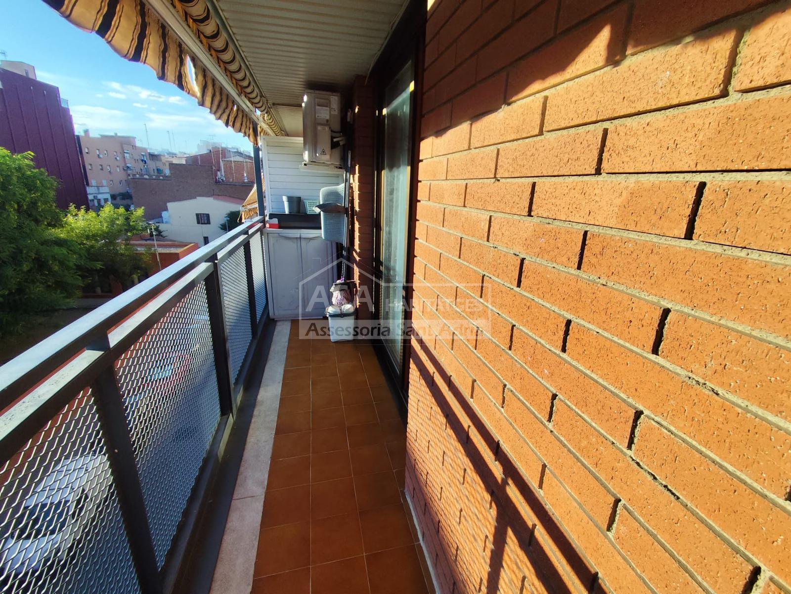 For sale of flat in Sant Adrià de Besòs
