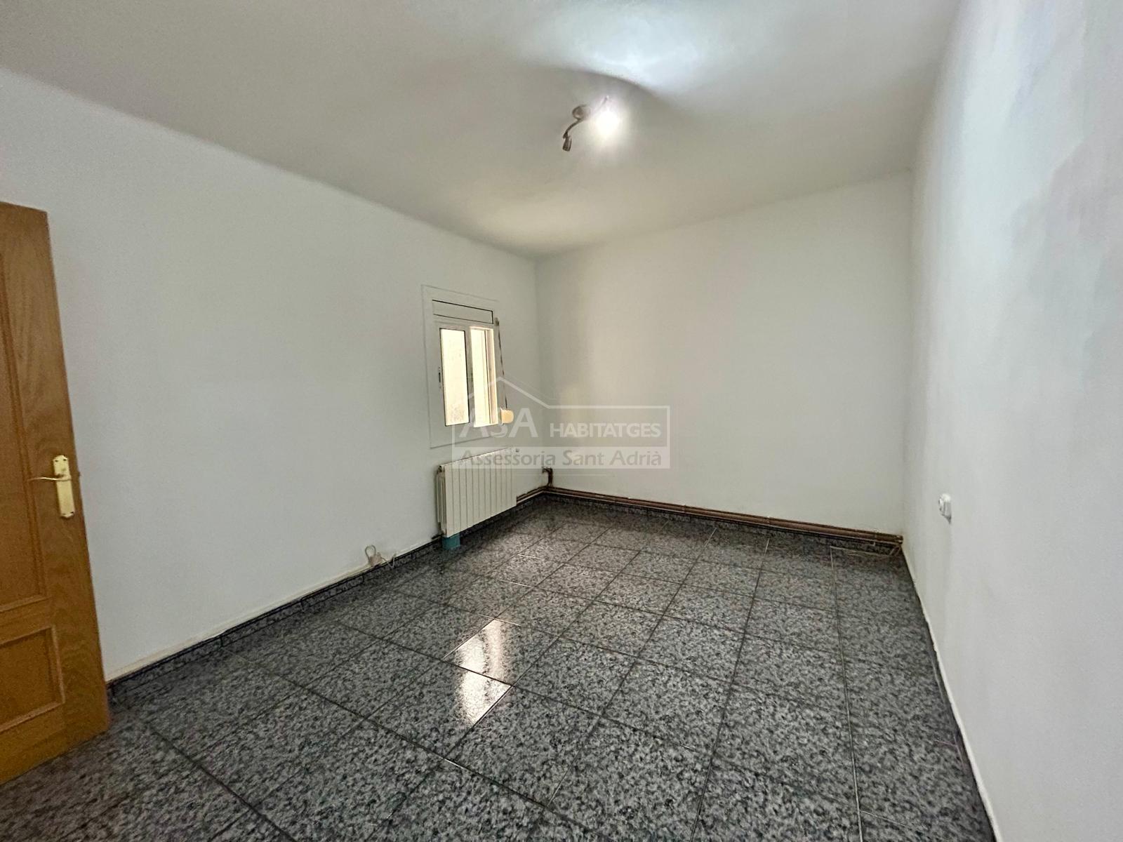 Venta de piso en Santa Coloma de Gramanet