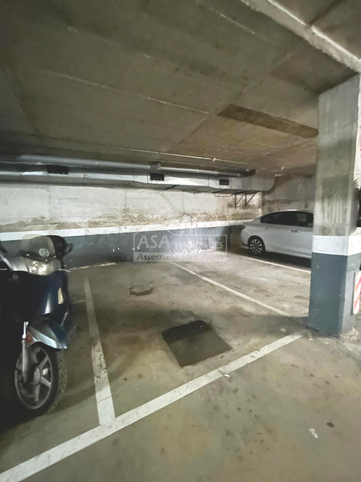 Venta de garaje en Badalona