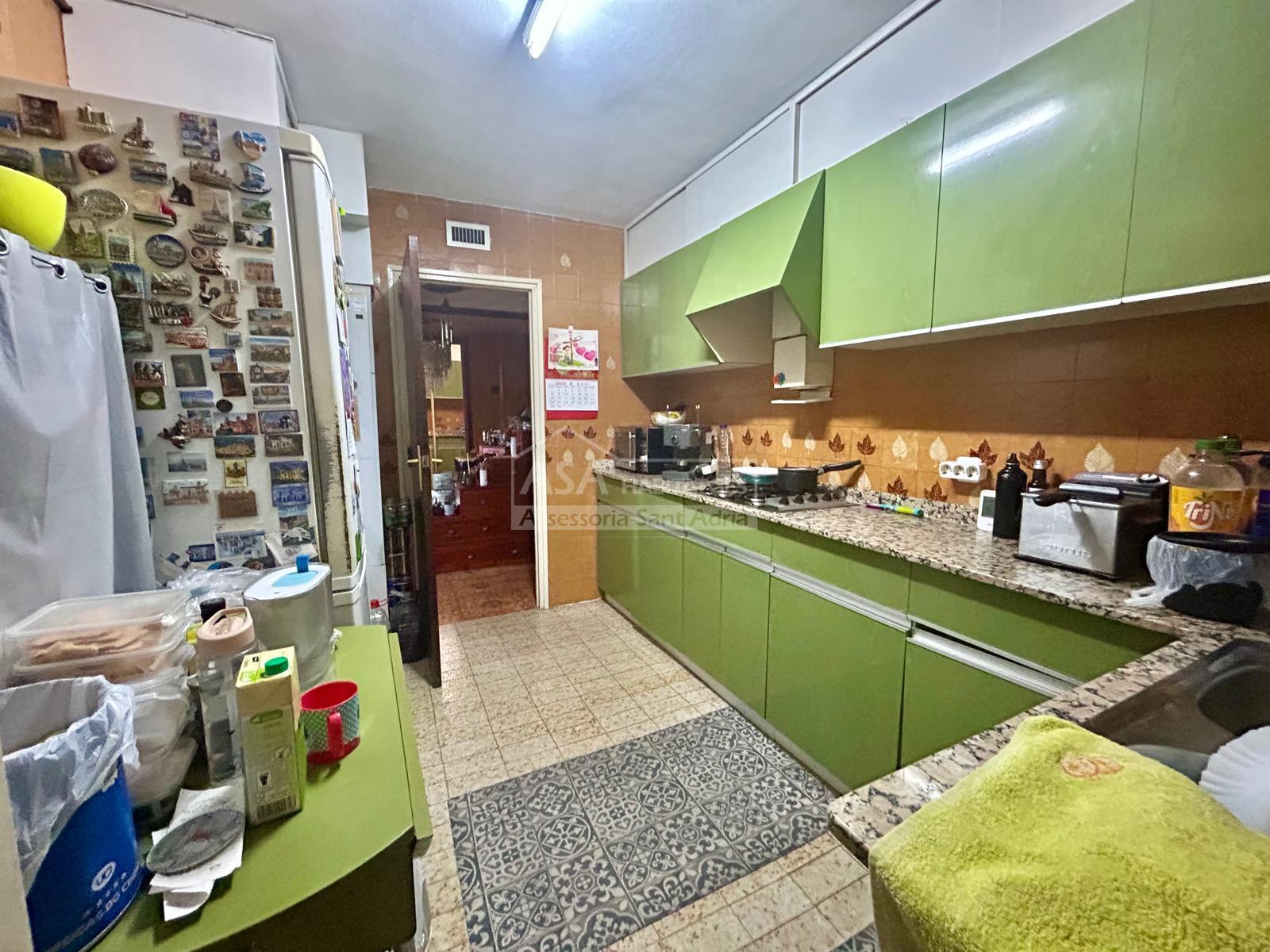 Venta de piso en Sant Adrià de Besòs