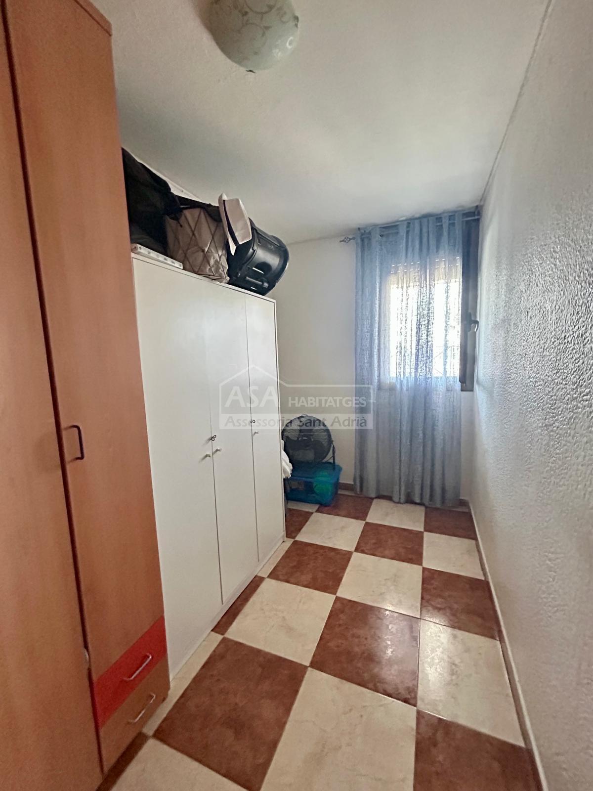 Venta de piso en Sant Adrià de Besòs