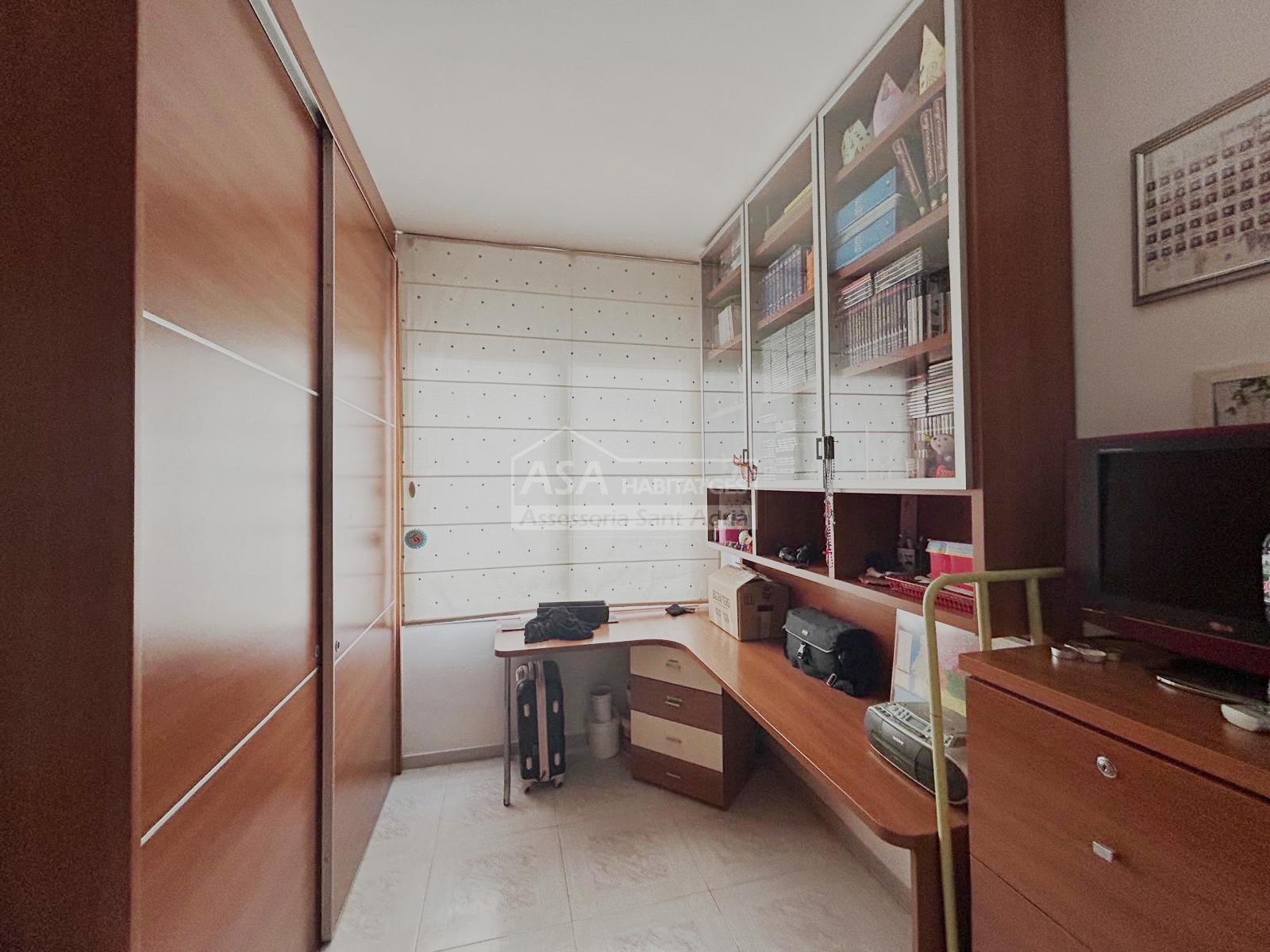 Venta de piso en Sant Adrià de Besòs