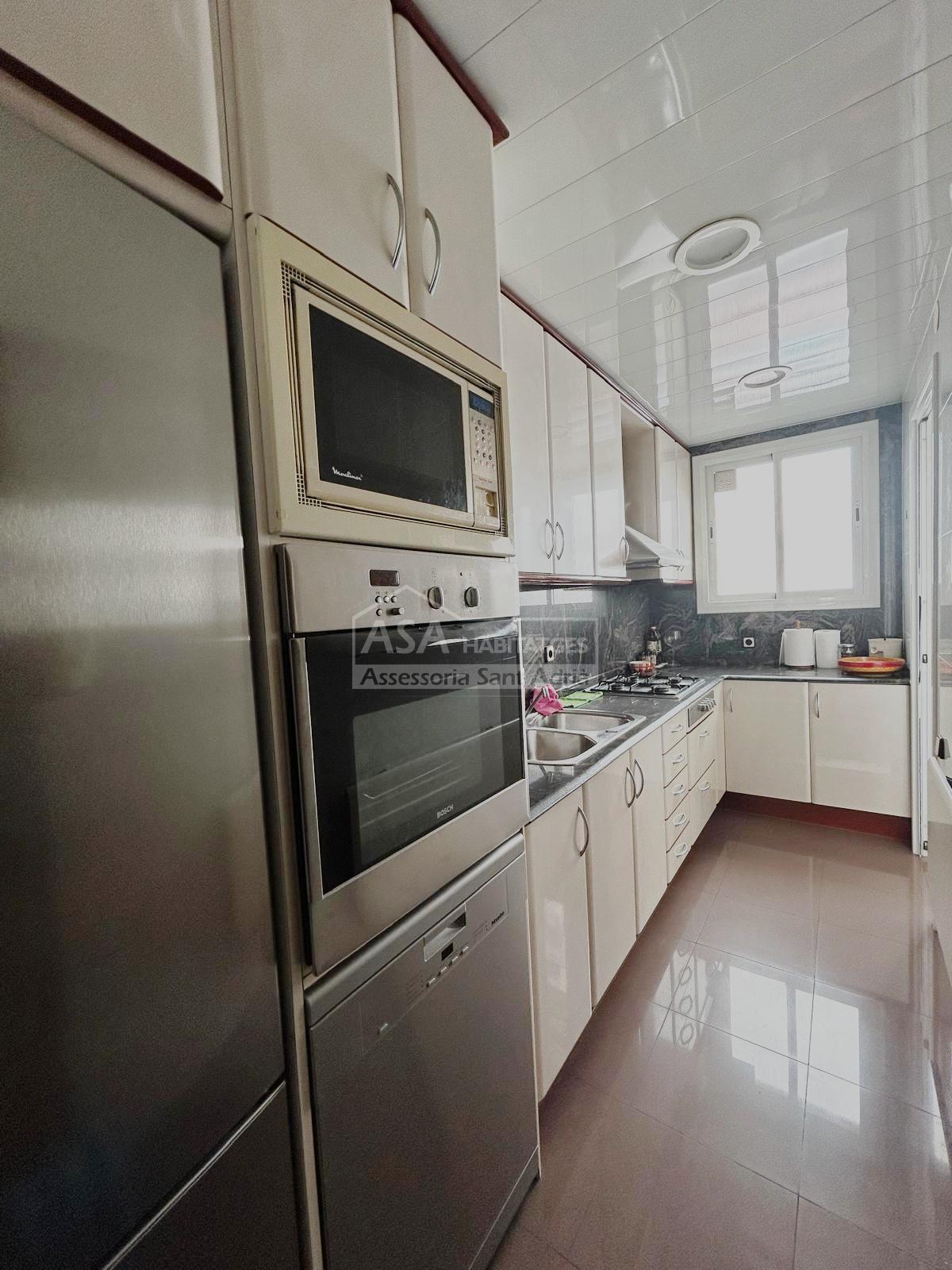 Venta de piso en Sant Adrià de Besòs