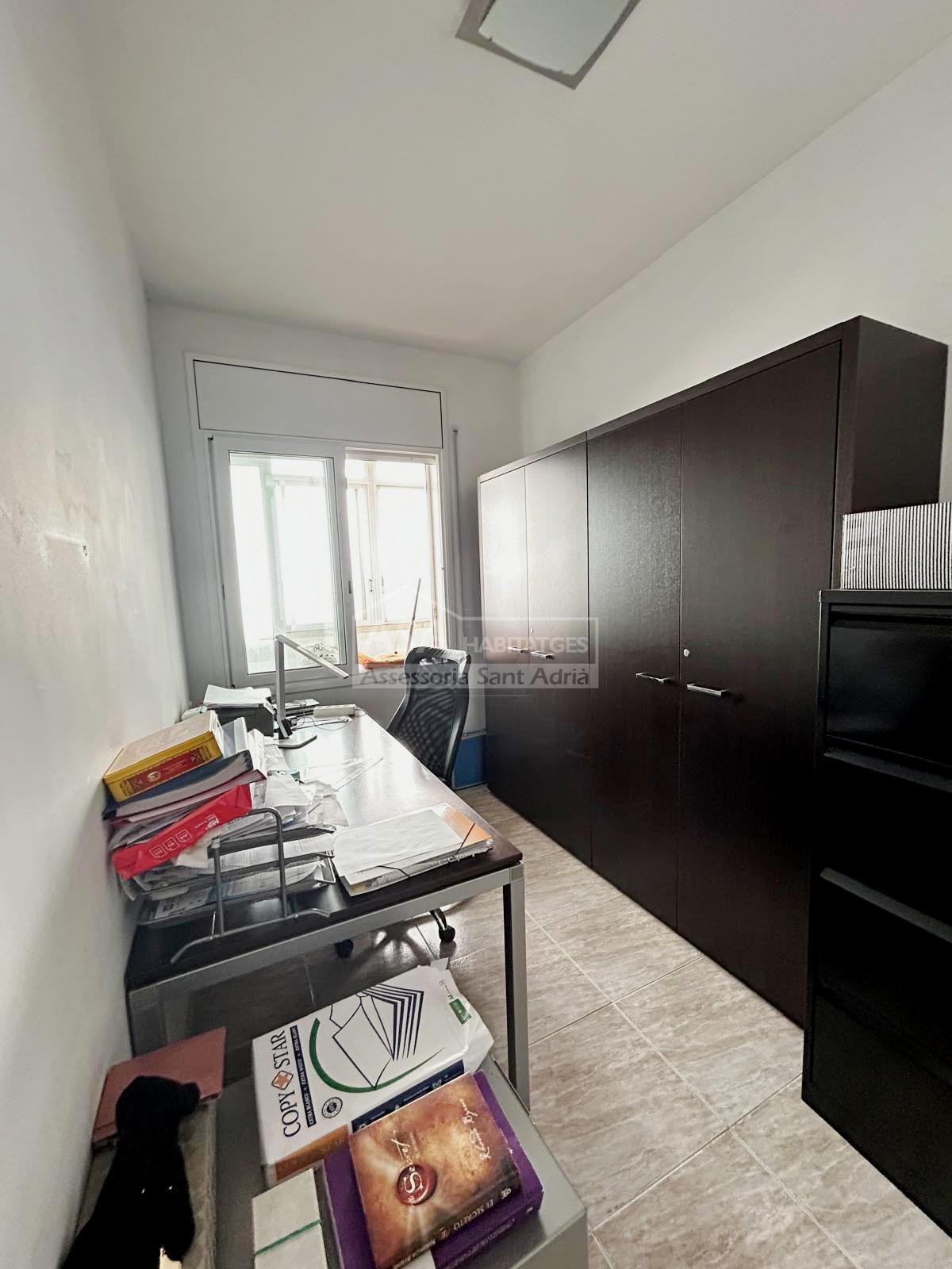 Venta de piso en Sant Adrià de Besòs