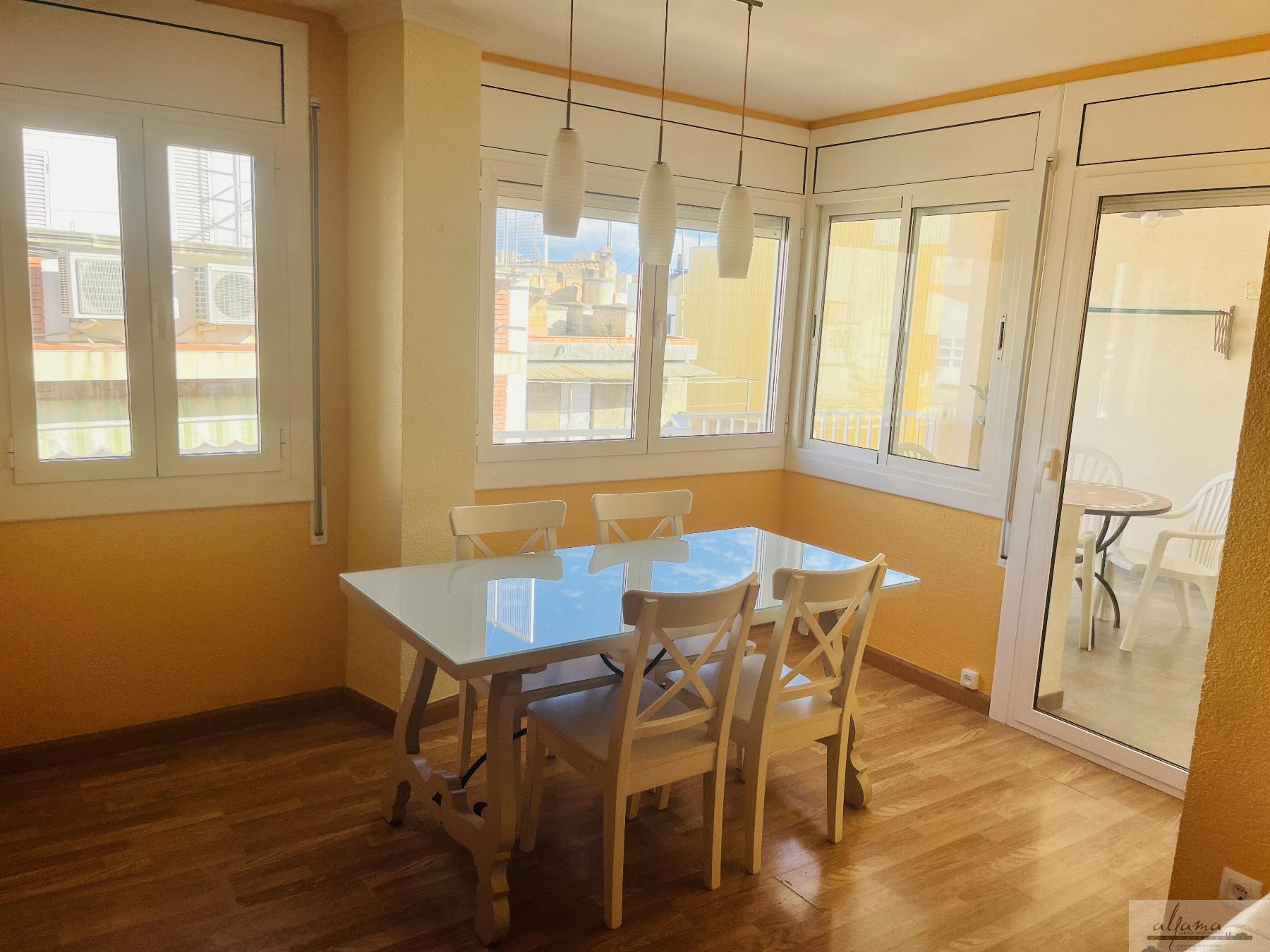 Til salg fra etage i L´Ametlla de Mar