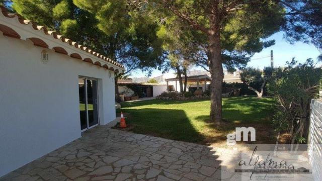For sale of chalet in L´Ametlla de Mar