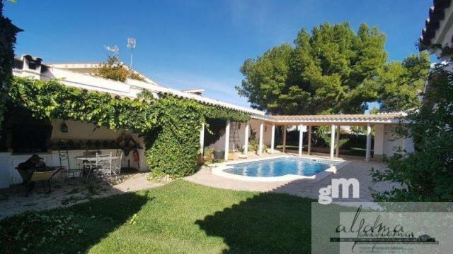 For sale of chalet in L´Ametlla de Mar