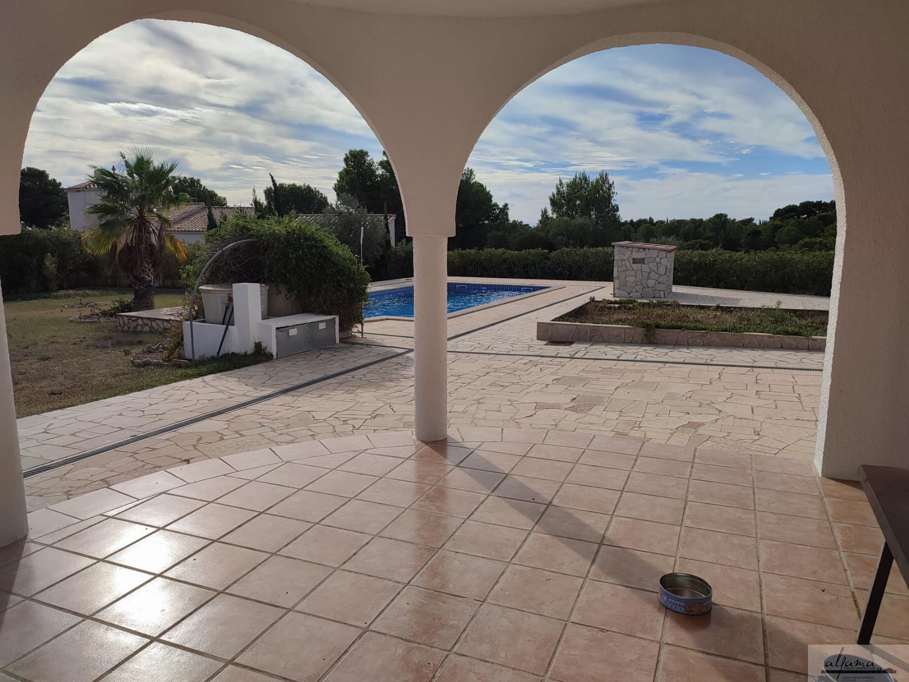 Verkoop van kleine villa in L´Ametlla de Mar