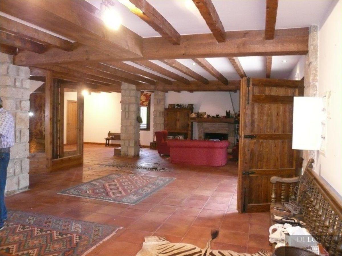 For sale of chalet in Madrid