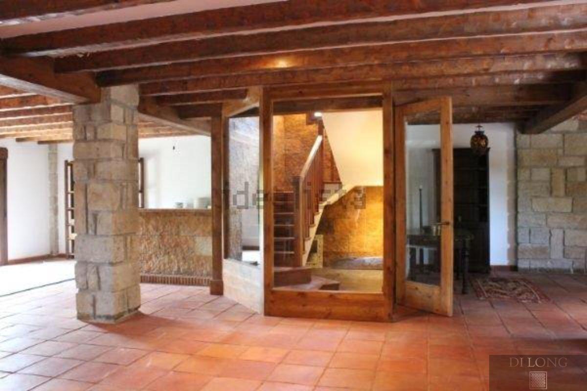For sale of chalet in Madrid