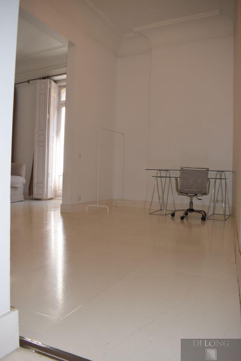 For rent of flat in Madrid