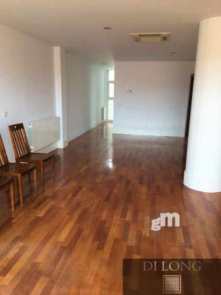 For rent of penthouse in Madrid