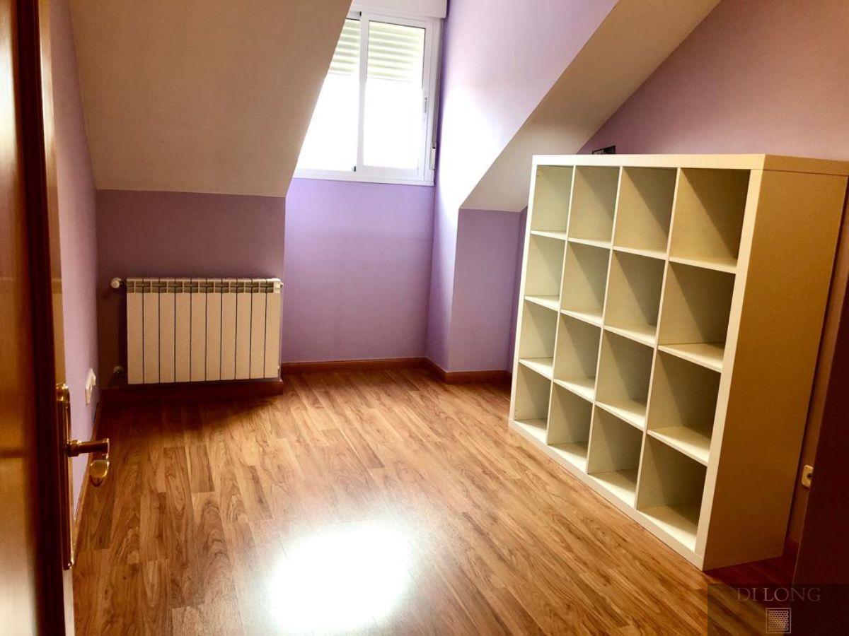 For sale of flat in Madrid