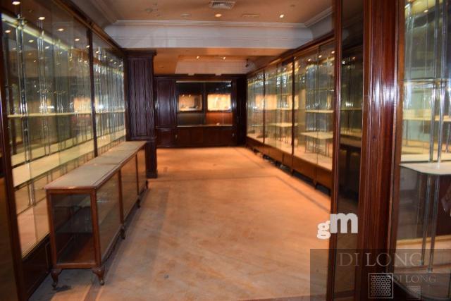 For rent of commercial in Madrid