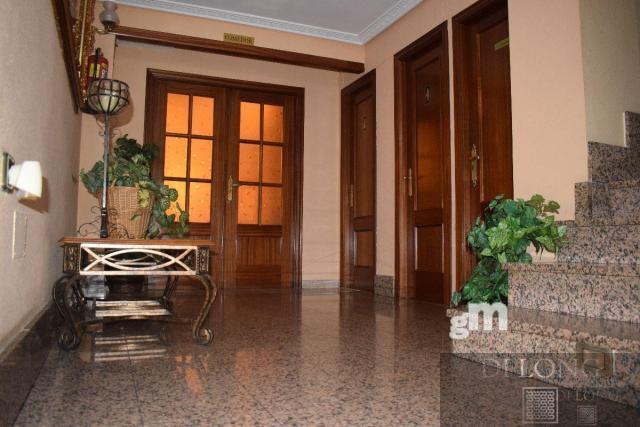 For sale of hotel in Benavente