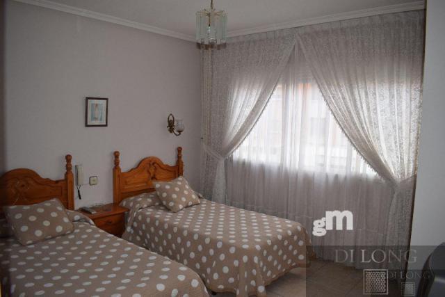 For sale of hotel in Benavente