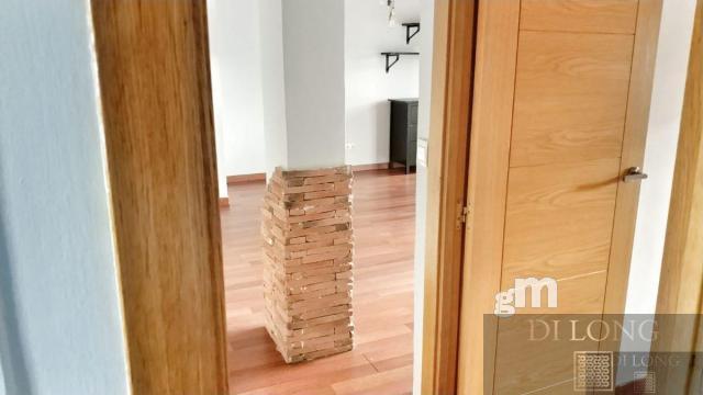 For sale of flat in Madrid