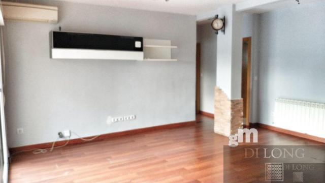 For sale of flat in Madrid