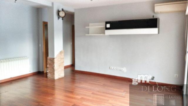 For sale of flat in Madrid