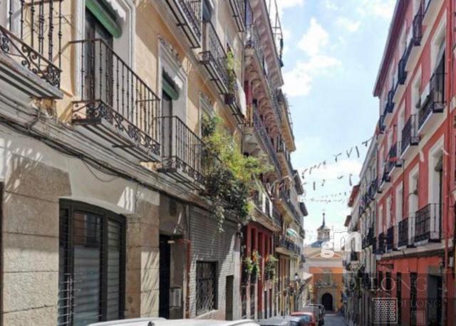 For sale of study in Madrid
