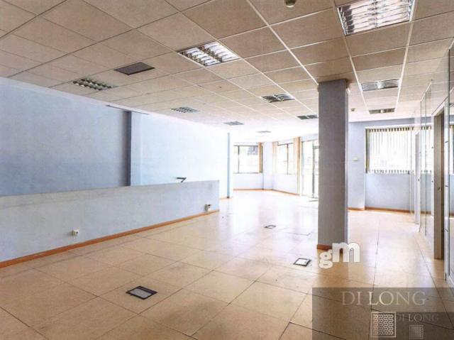 For sale of office in Madrid