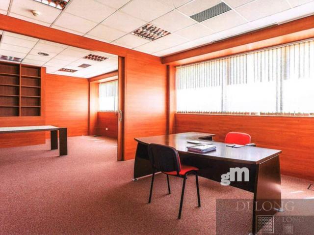 For sale of office in Madrid