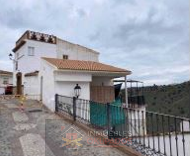Venta de casa en Cútar