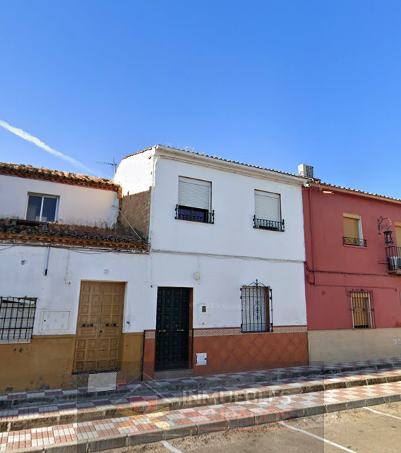 Venta de casa en Arjonilla