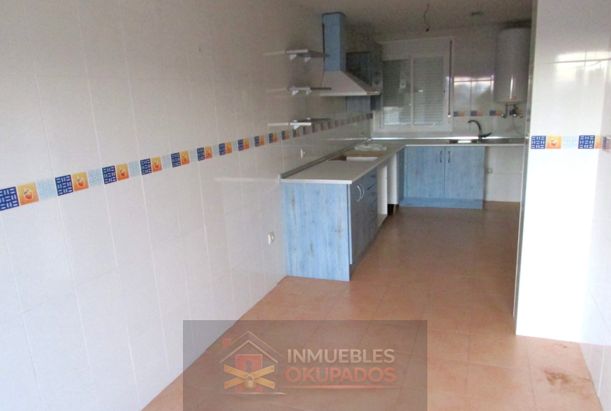 Venta de piso en Cebolla