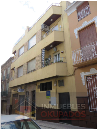 Venta de piso en Huelma