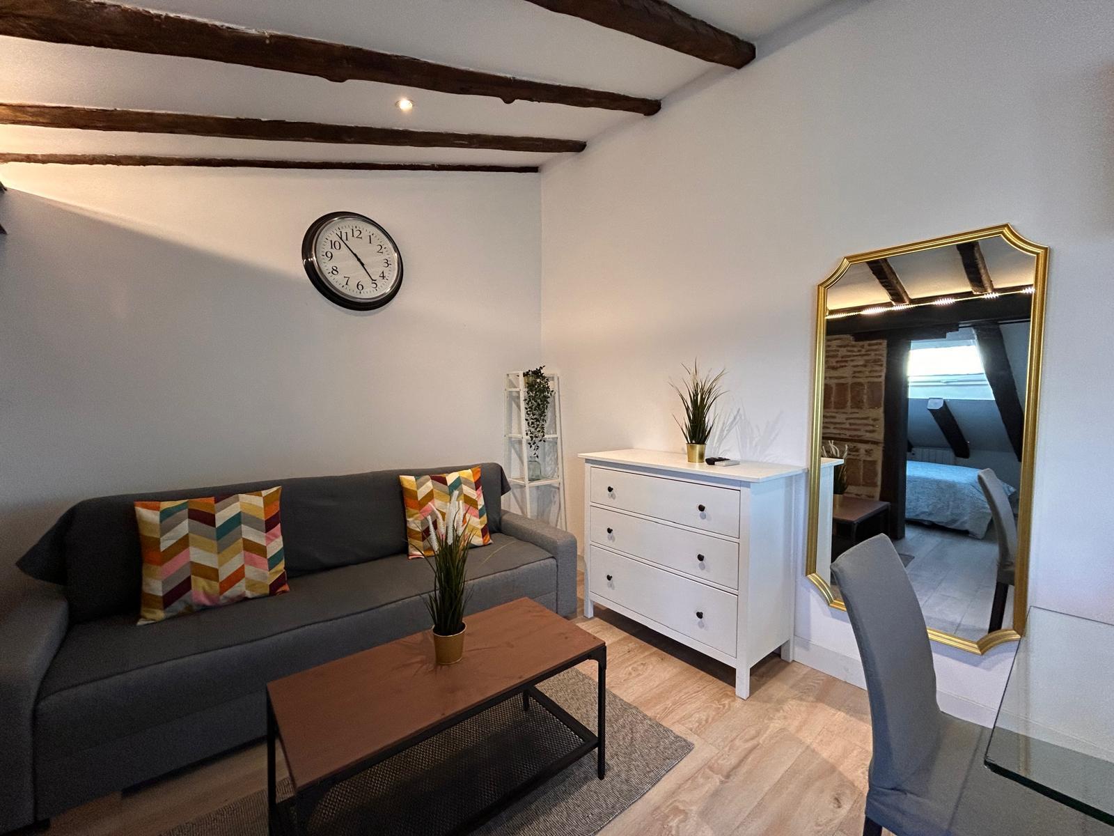 For sale of flat in Madrid