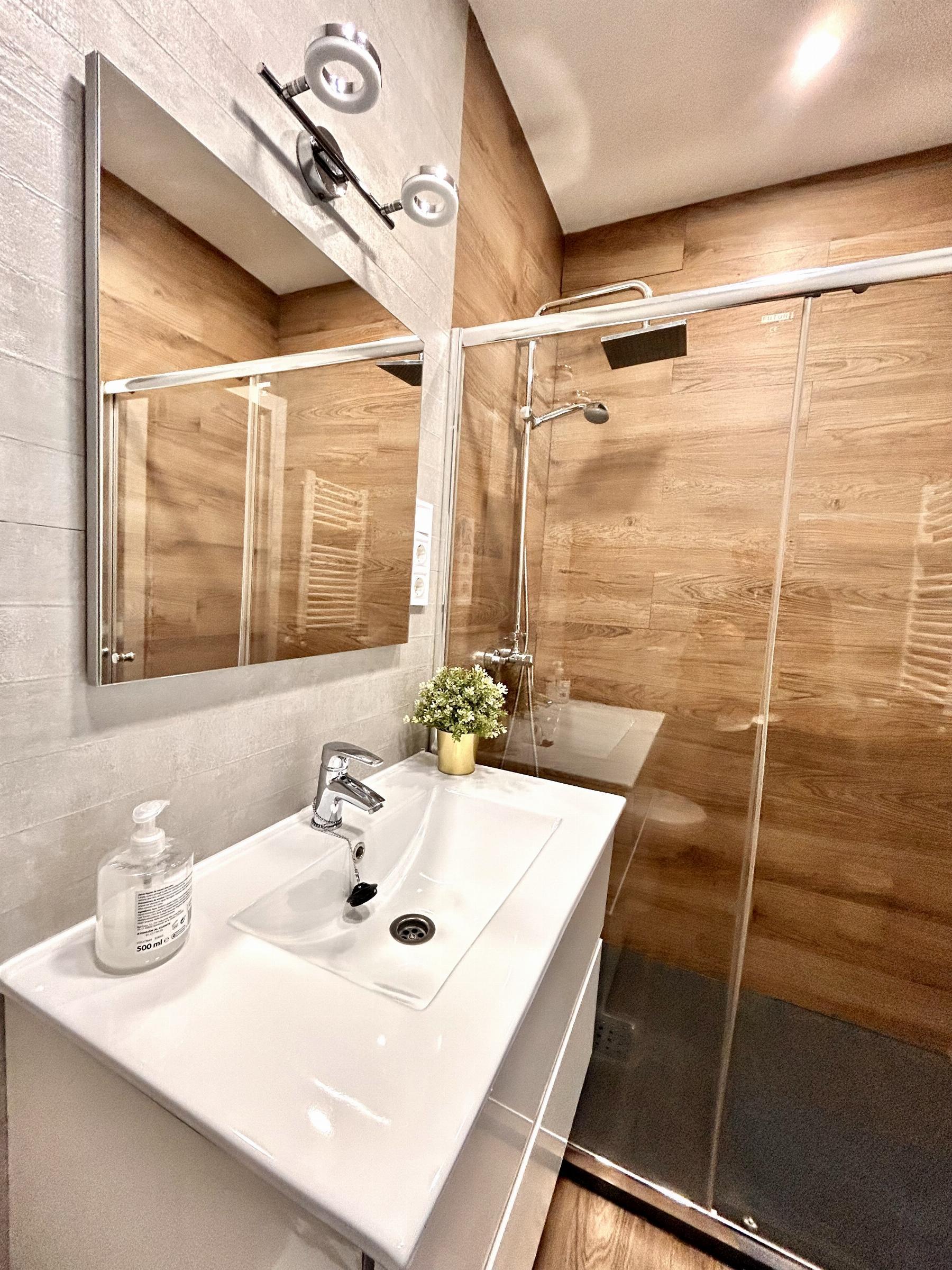 For sale of apartment in Madrid