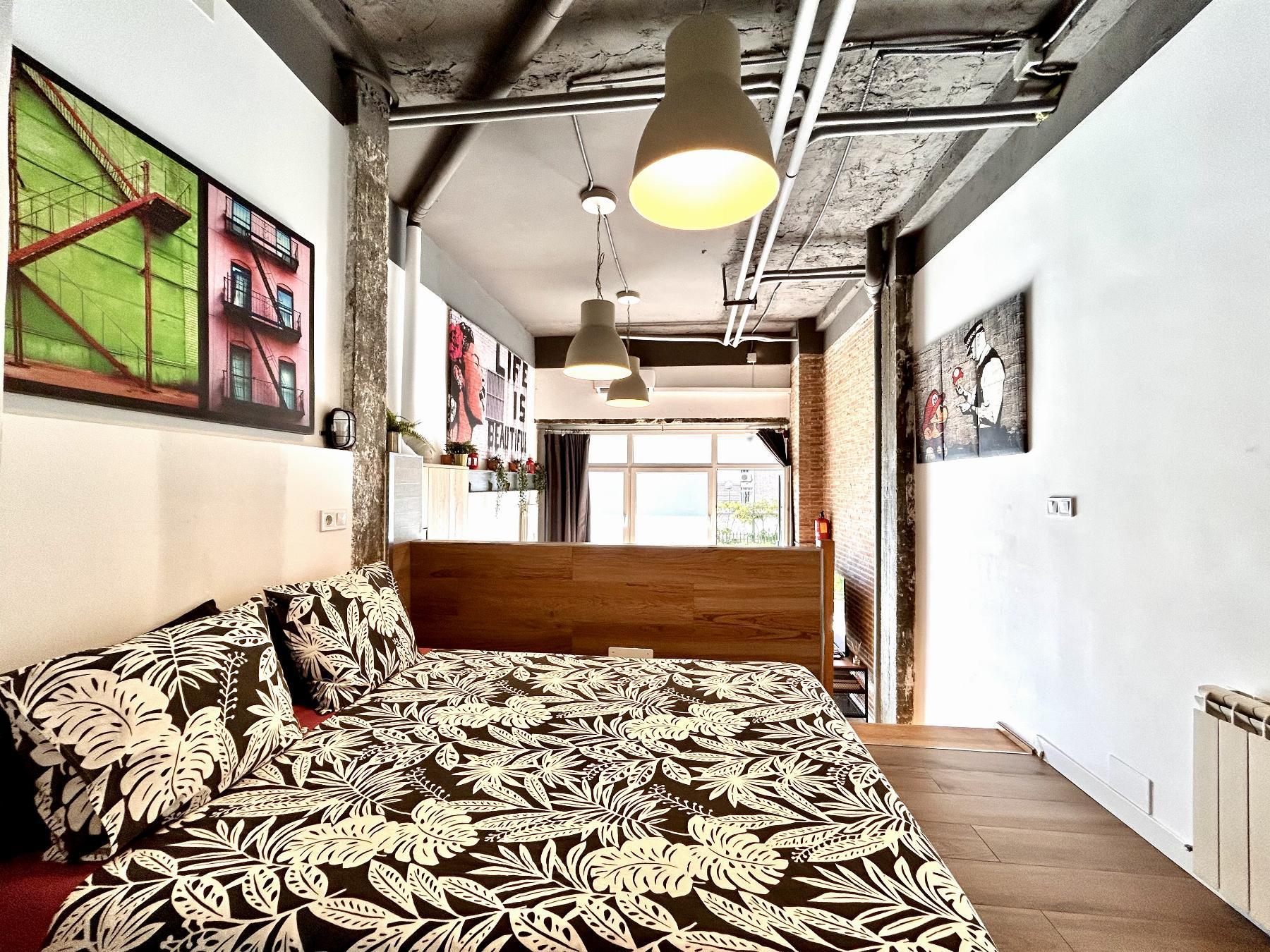 For sale of apartment in Madrid