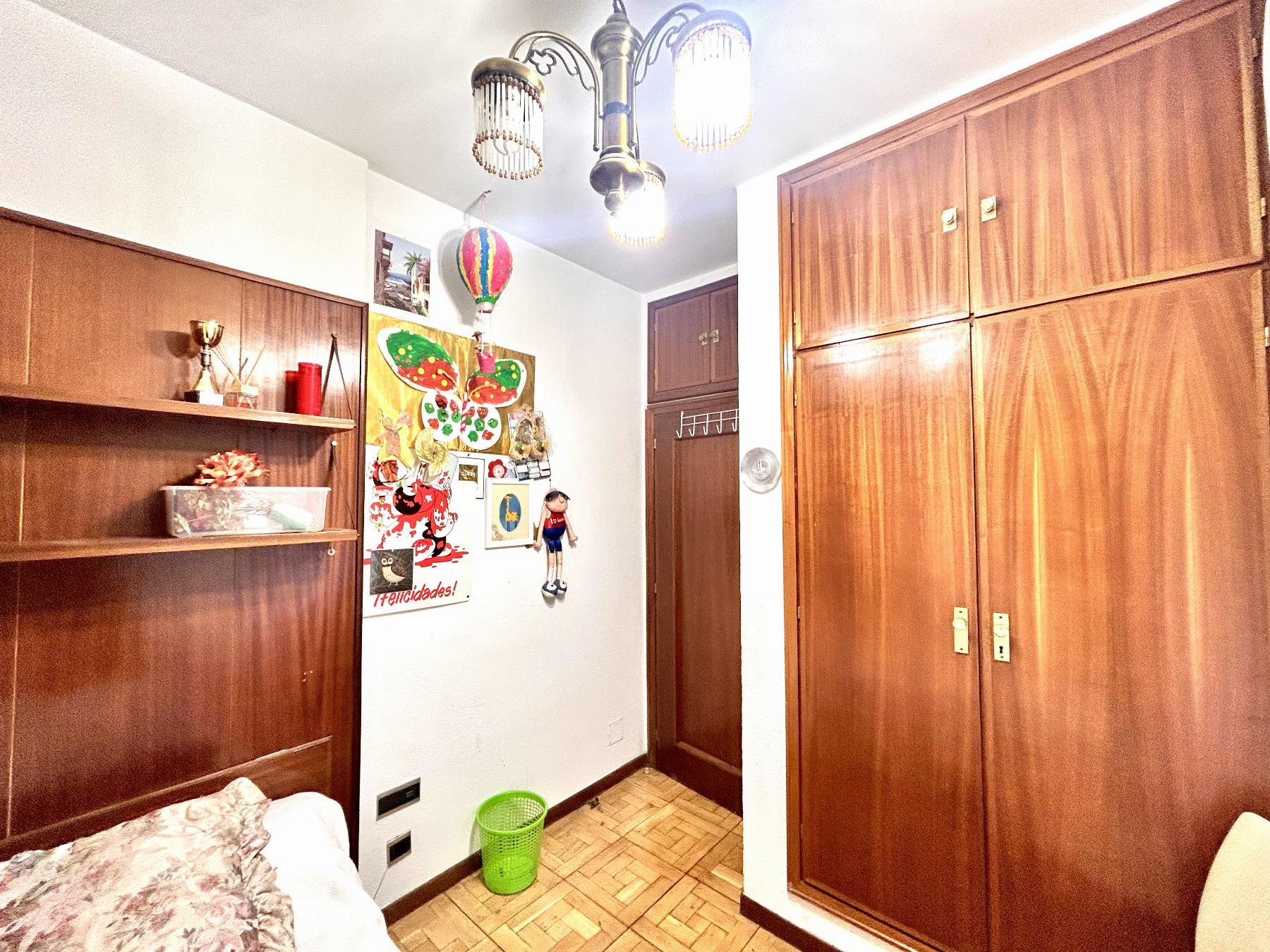 For sale of flat in Madrid
