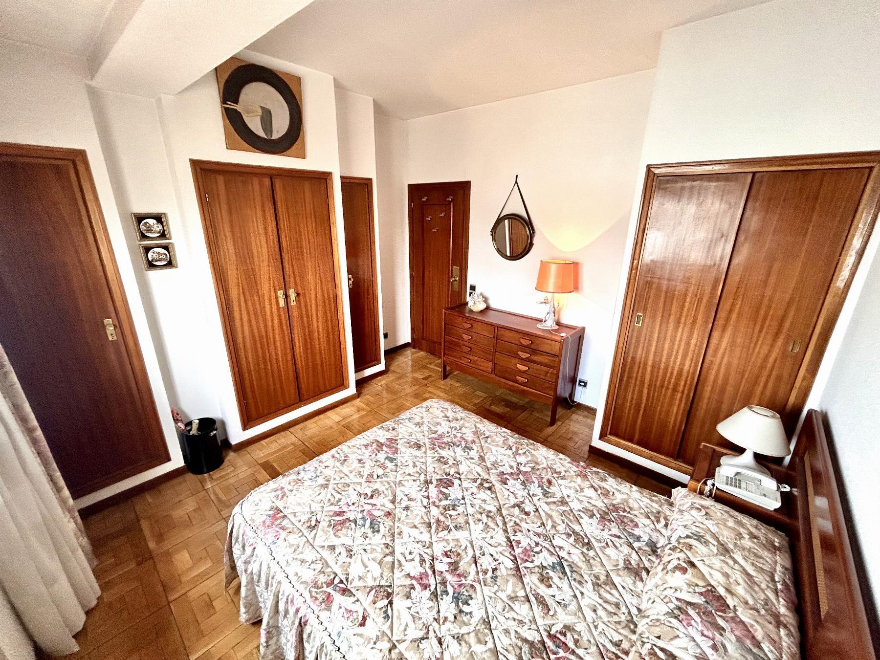For sale of flat in Madrid