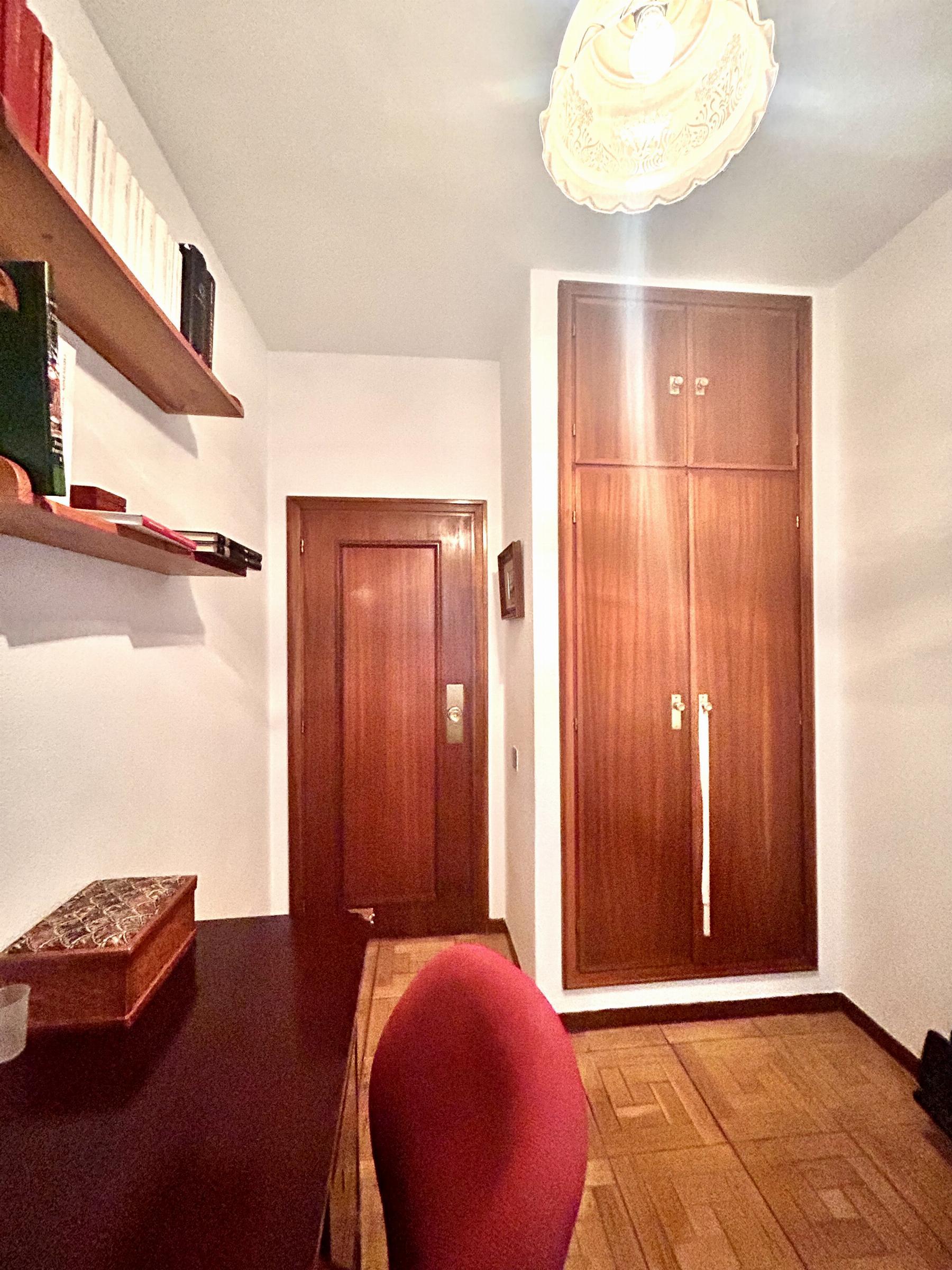 For sale of flat in Madrid