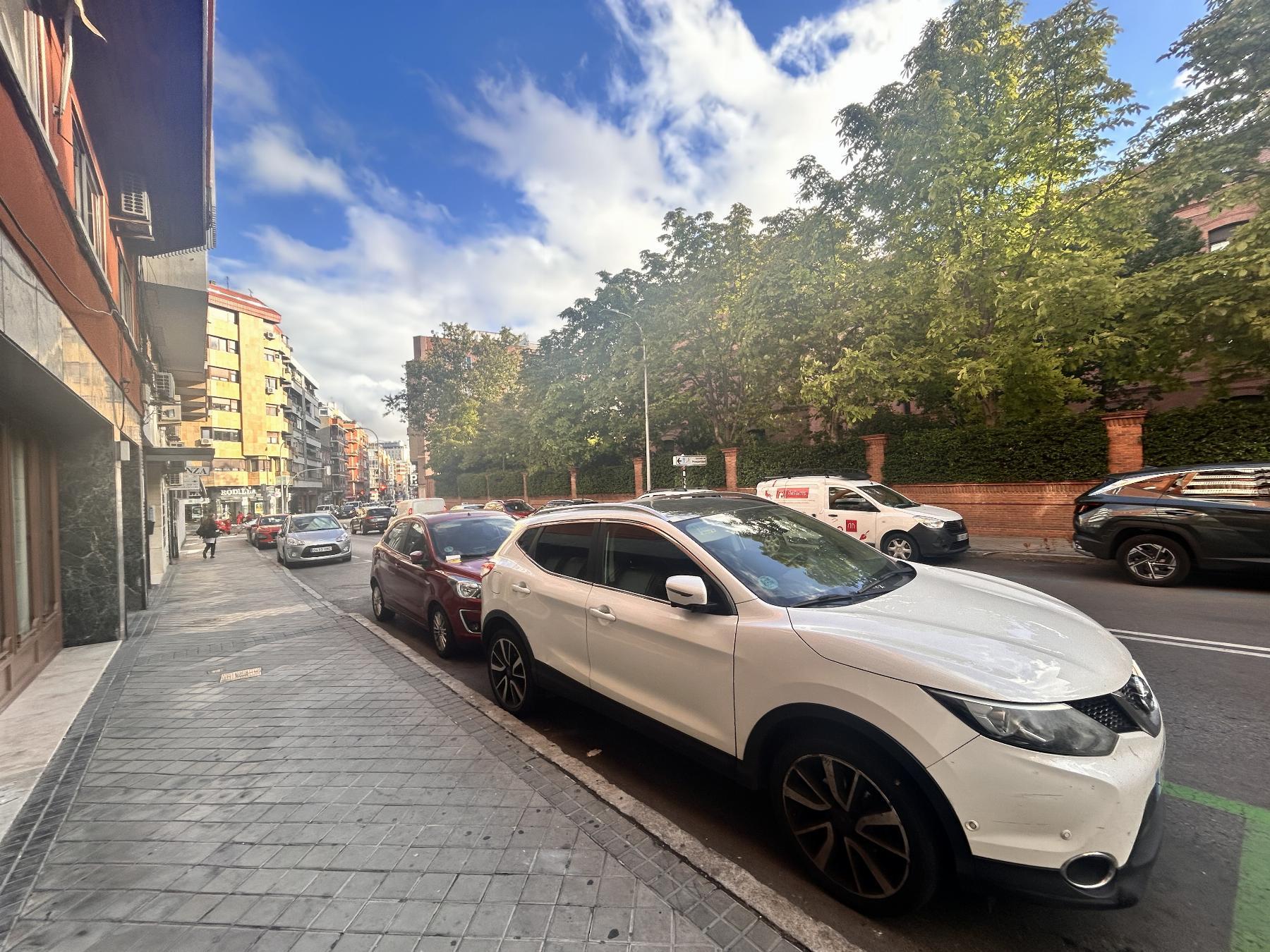 For sale of flat in Madrid