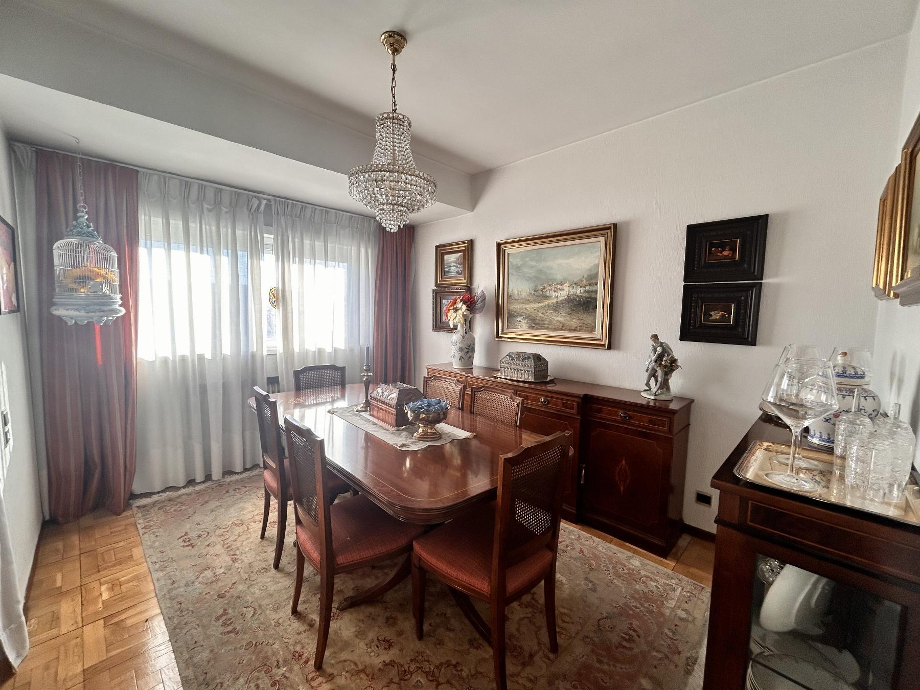 For sale of flat in Madrid