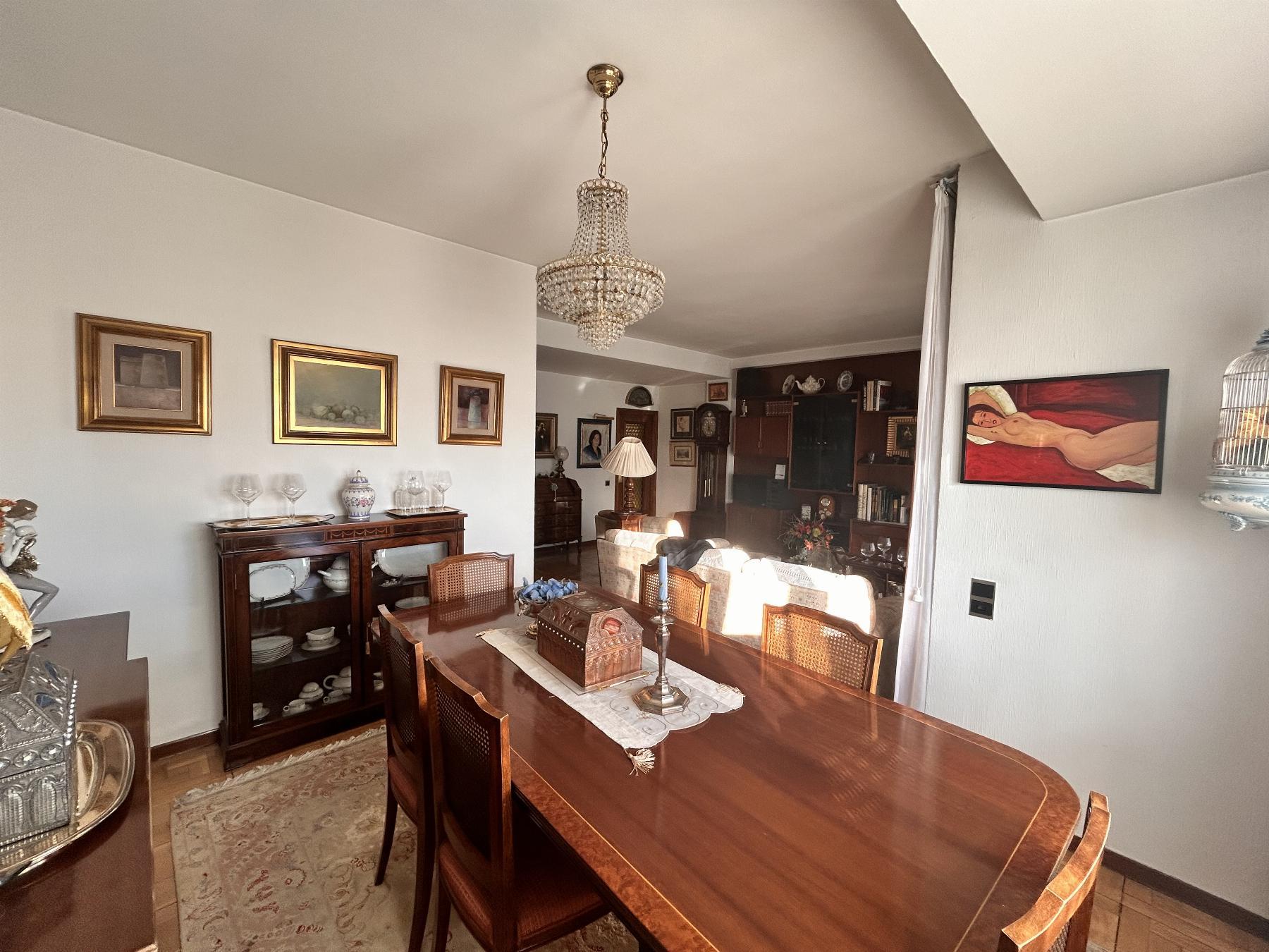 For sale of flat in Madrid