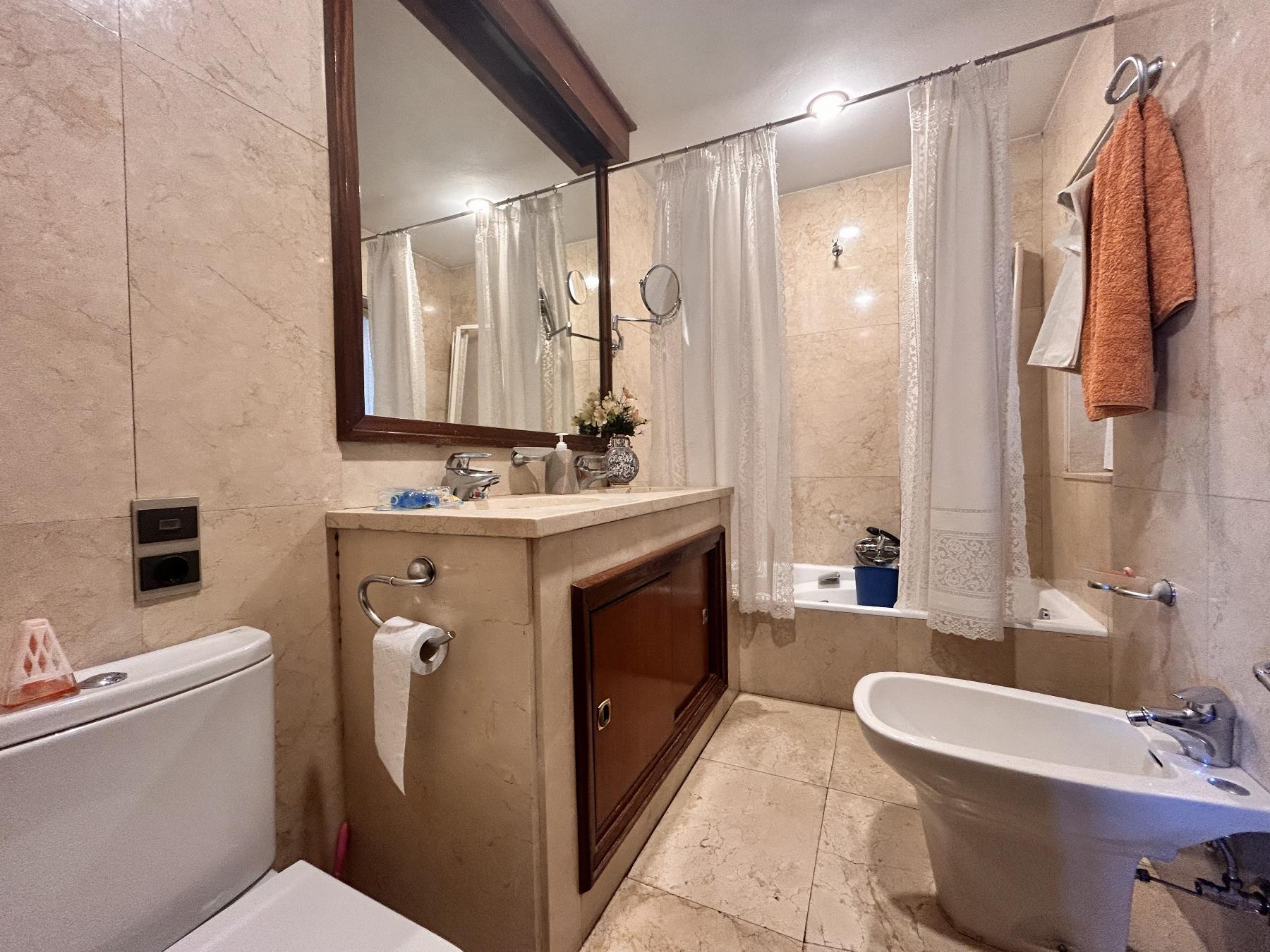 For sale of flat in Madrid