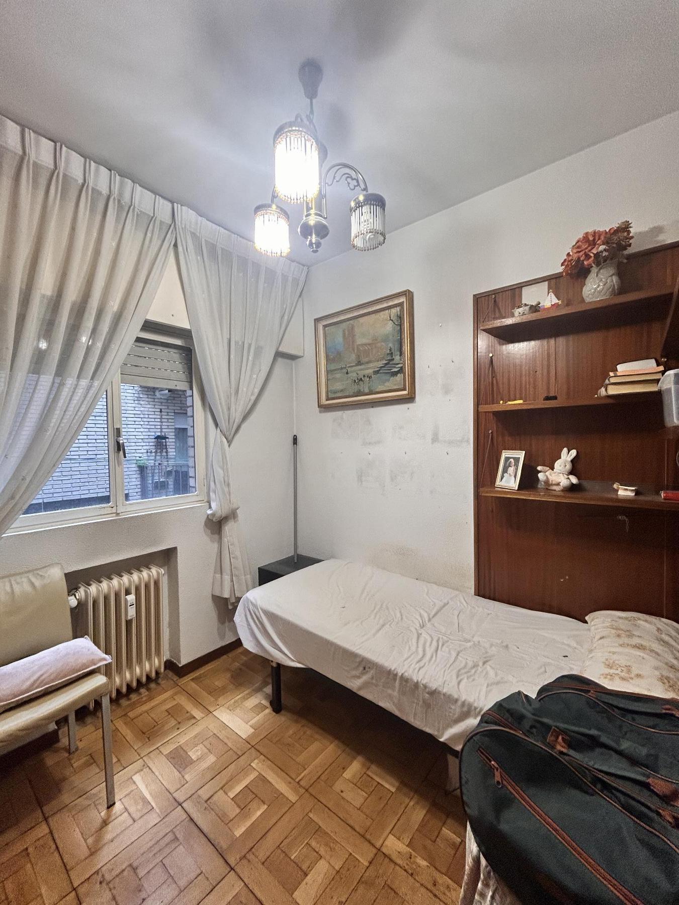 For sale of flat in Madrid