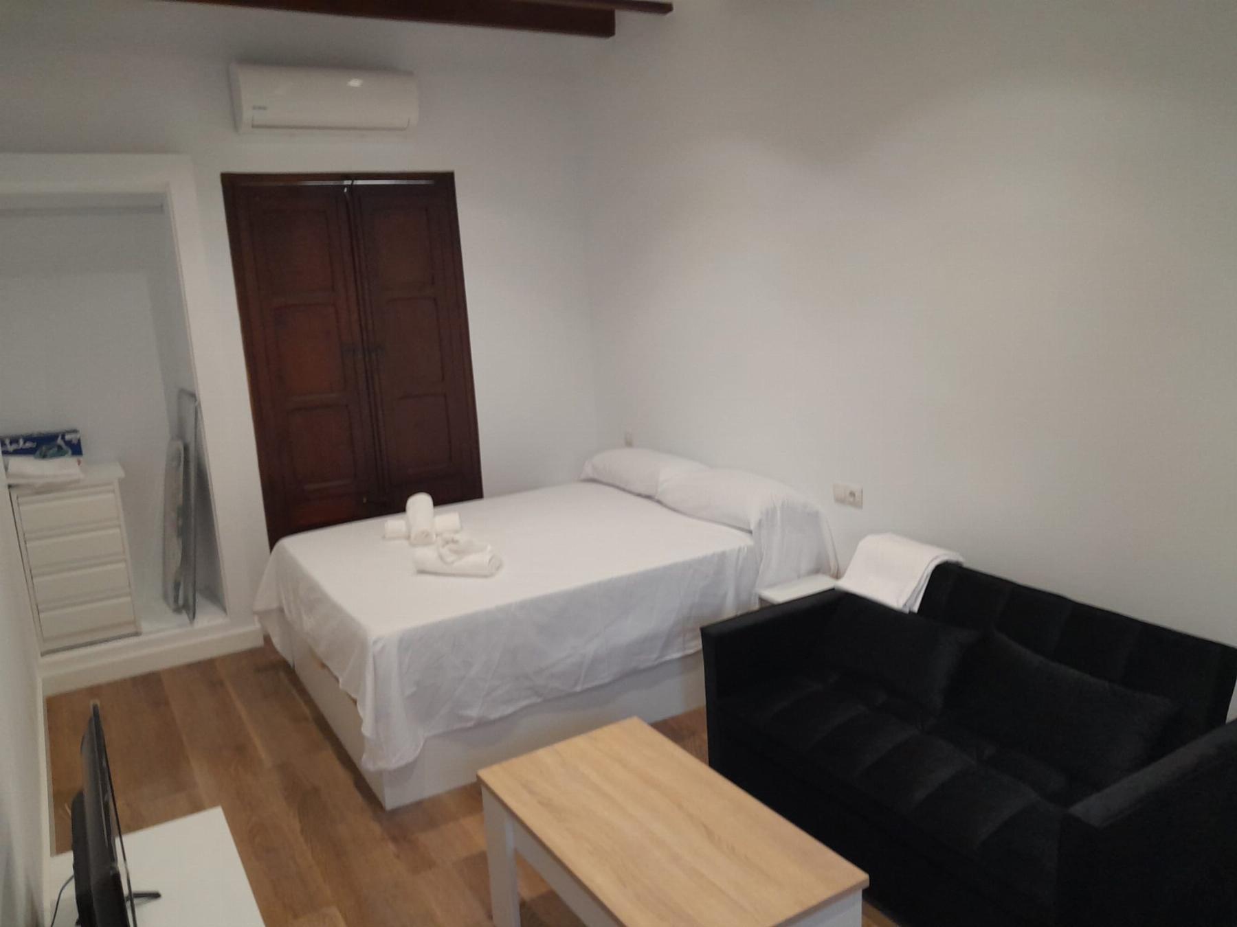For rent of apartment in Sant Antoni