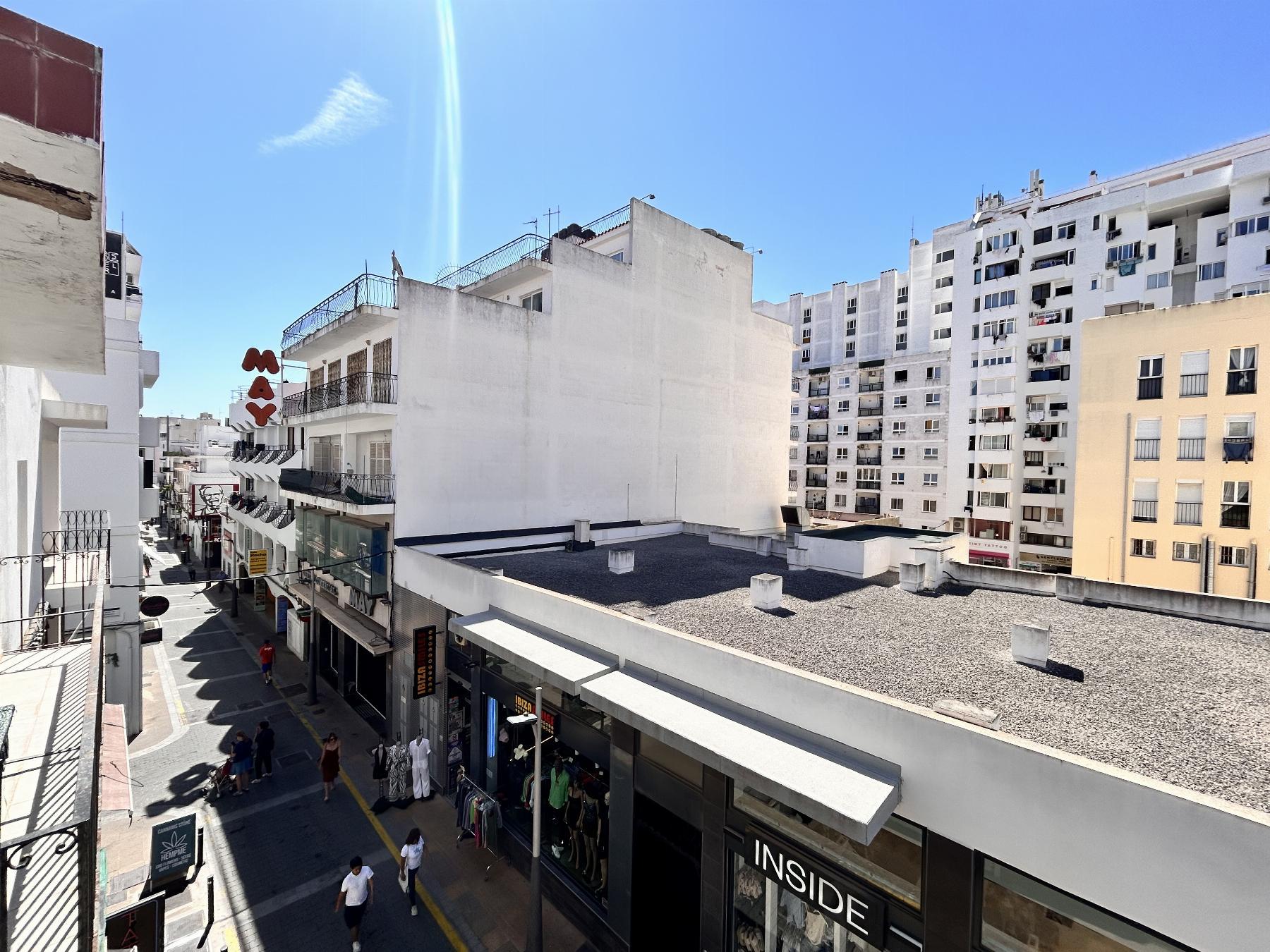 For rent of apartment in Sant Antoni