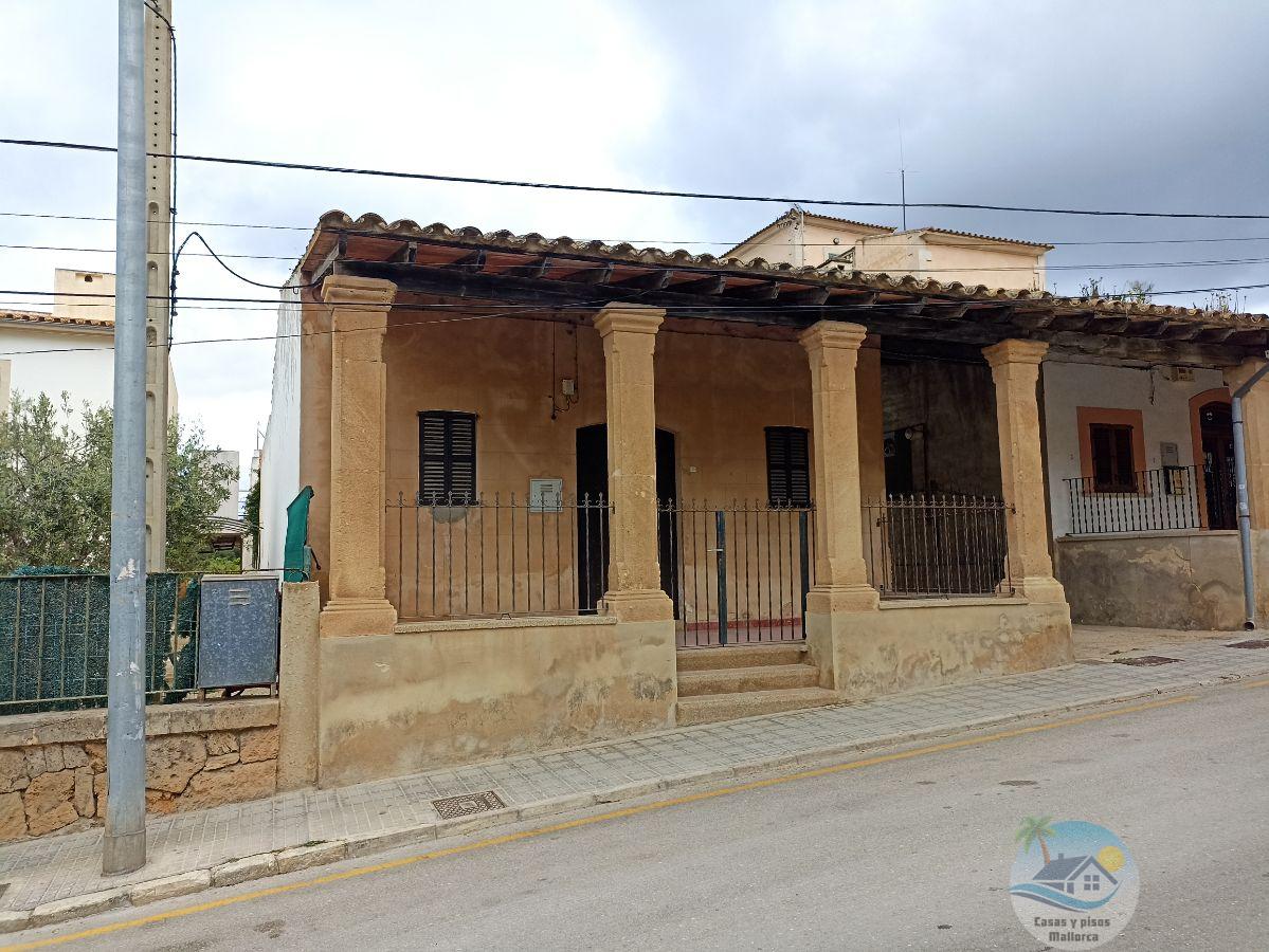 For sale of house in Llucmajor