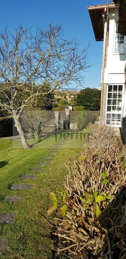 For sale of chalet in Vigo