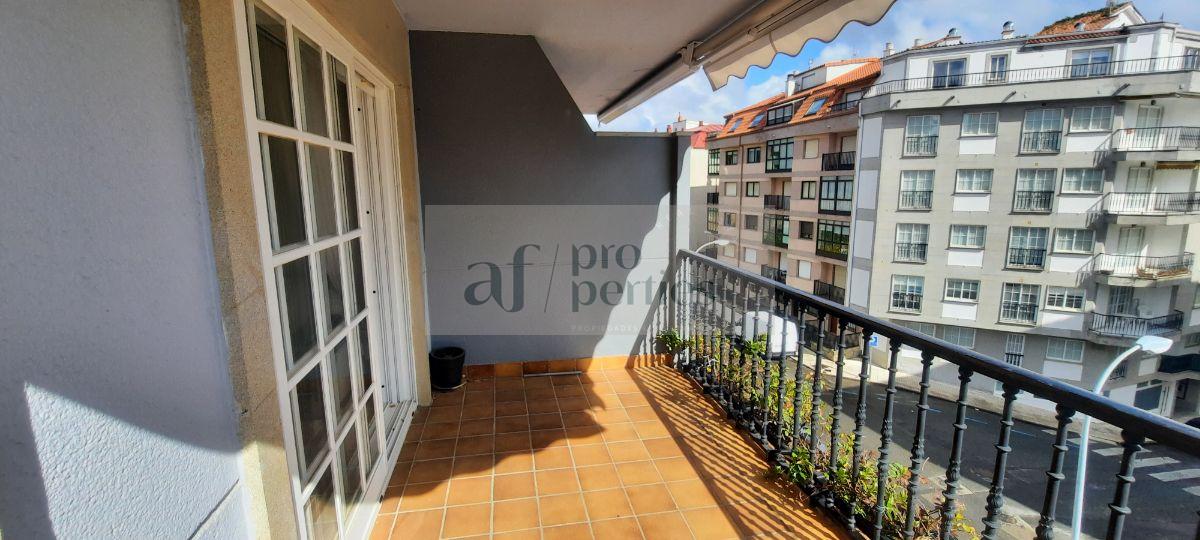 For sale of flat in Sanxenxo